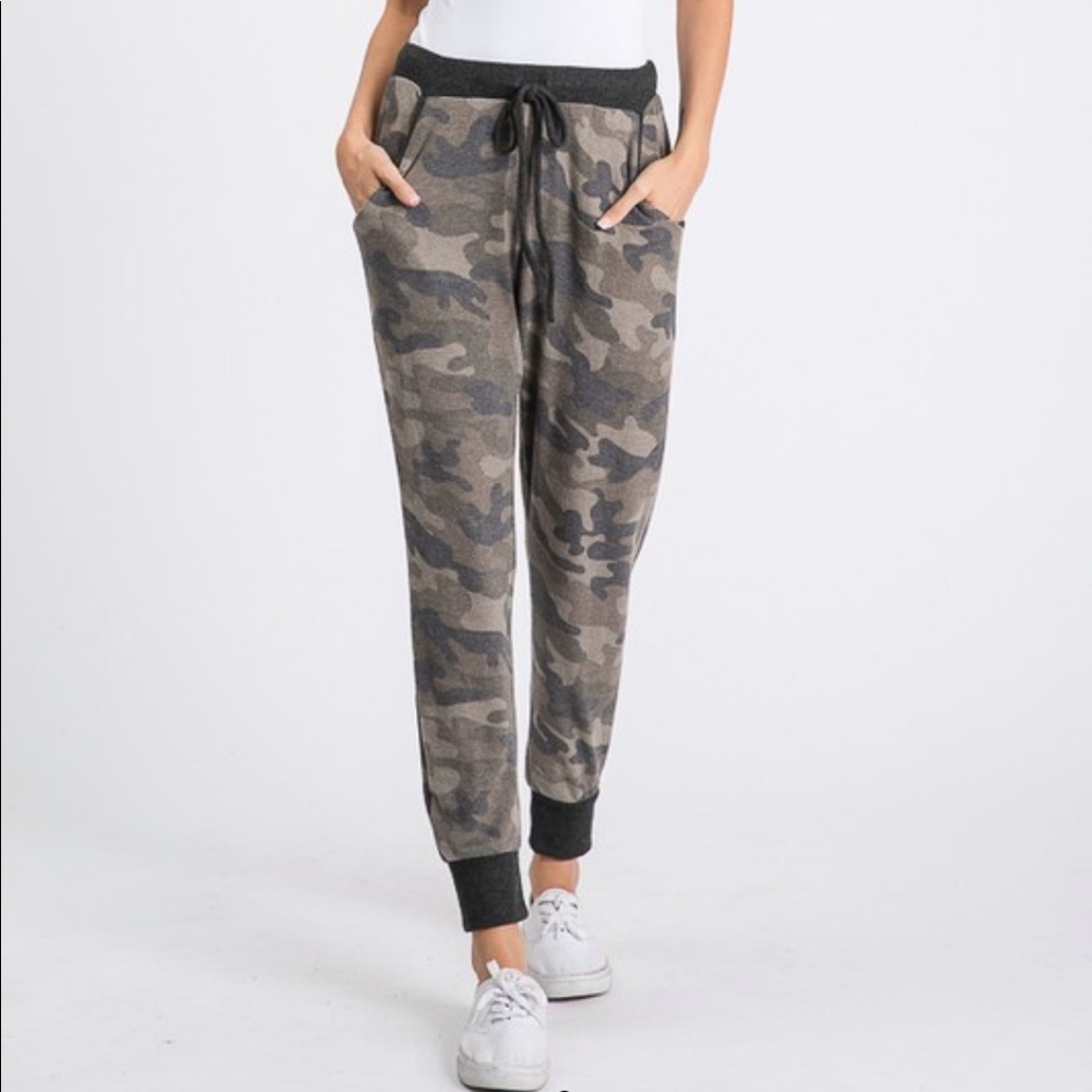 Women's Drawstring Soft Sweat Pants with Pocket.